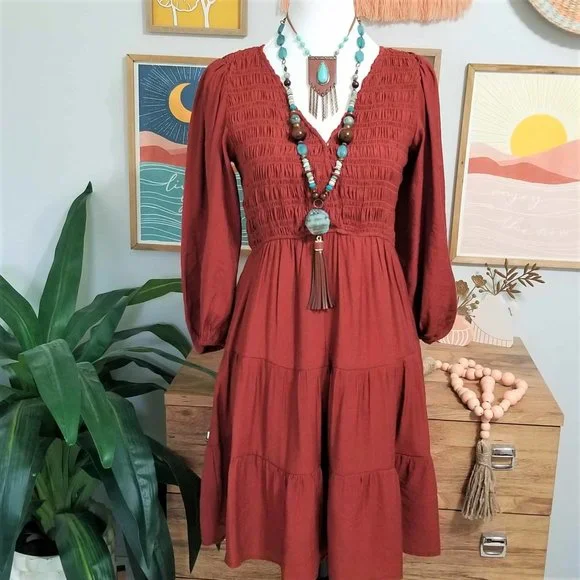 Dress. Smocked, Tiered. Paprika Color. Blu Pepper Brand. Size Medium. - Picture 2 of 10